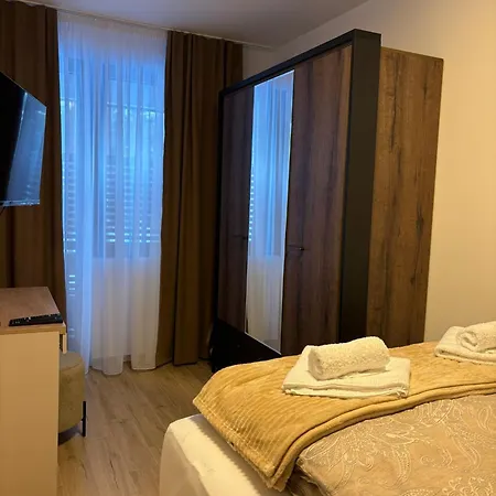 Majin Kutak Дивчибаре