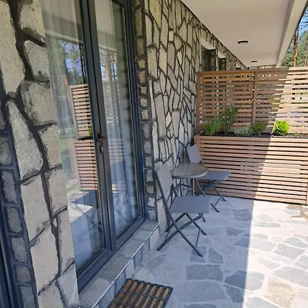 Majin Kutak Дивчибаре